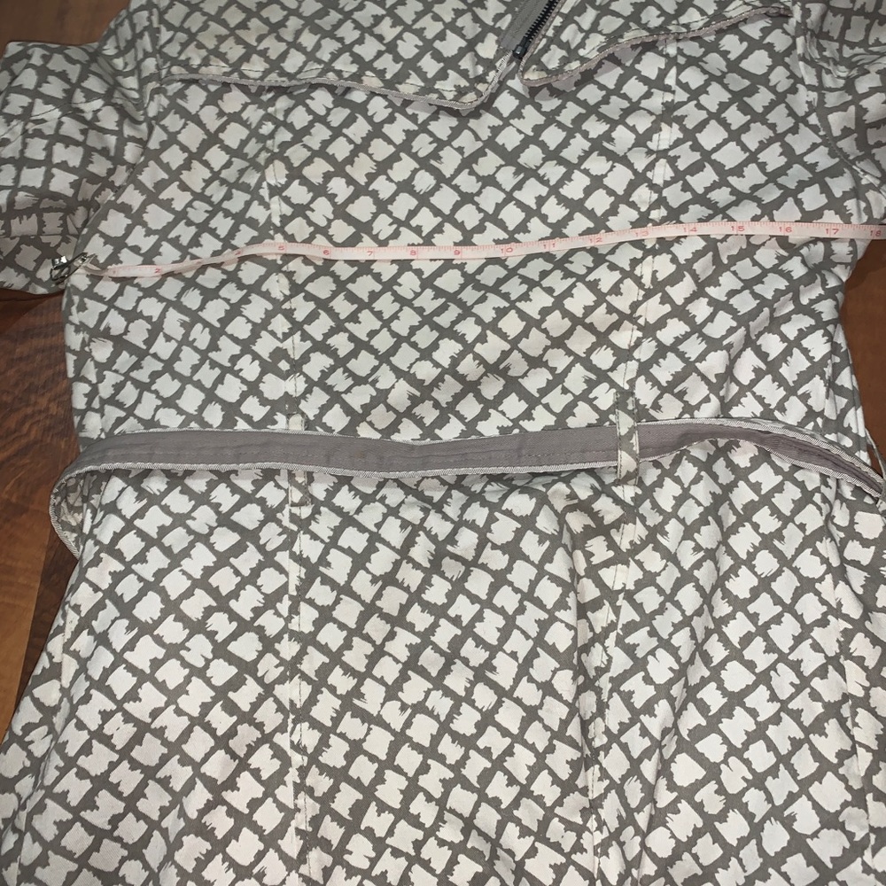 Coat - Picture 6 of 6